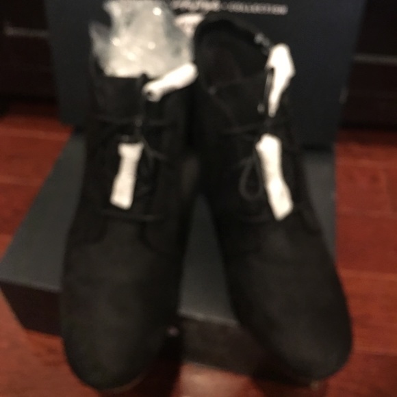 Dr. Scholl's Wedge Booties - Picture 6 of 8